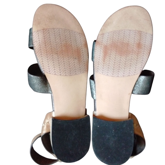Naked Feet Sandals “Zeke” Metallic Strappy Sandals Silver and Gold Sandals 7.5 - Picture 8 of 11